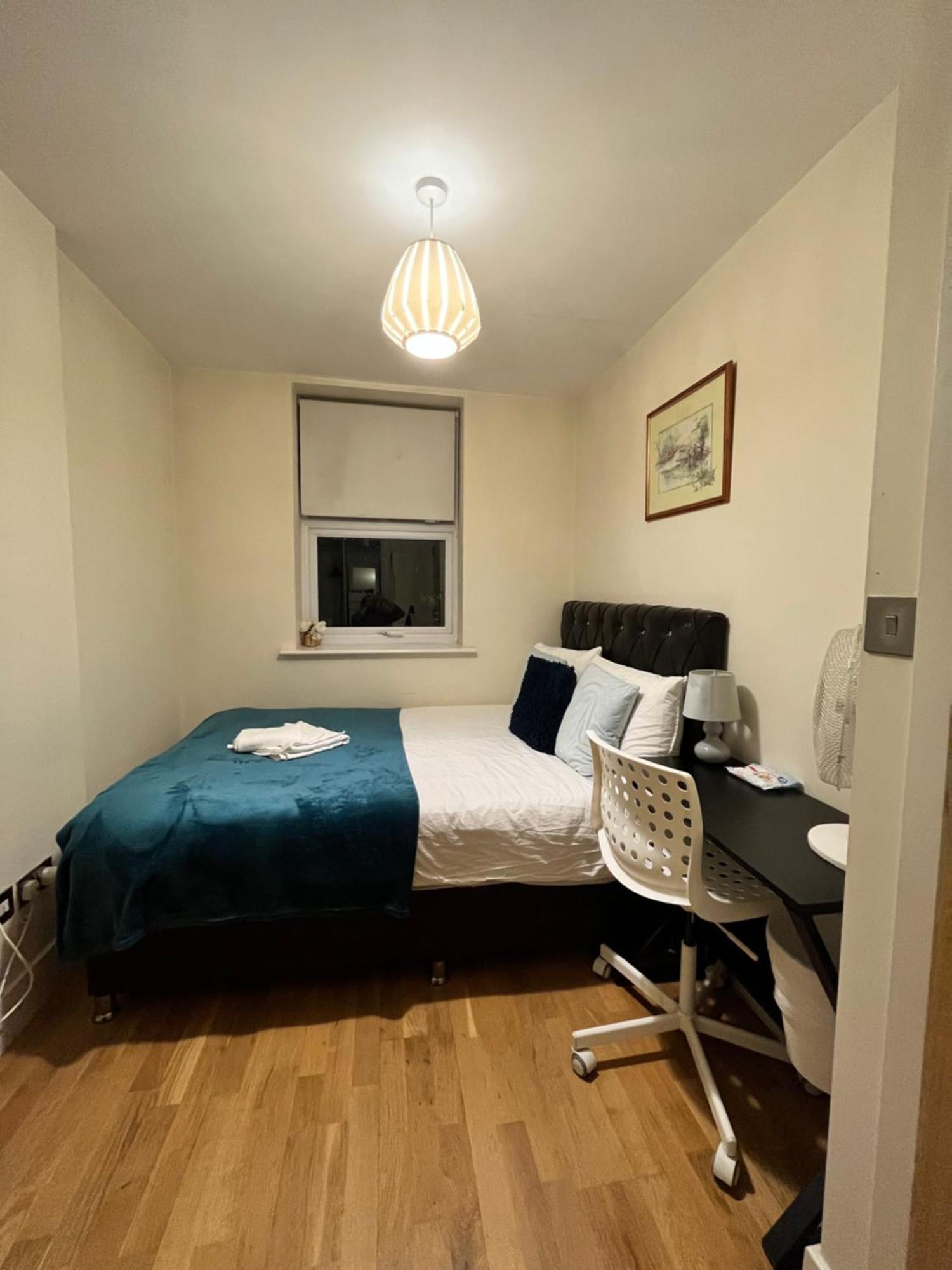 Metropolitan Coziness Private Bedrooms In Euston Station 161 Лондон Экстерьер фото