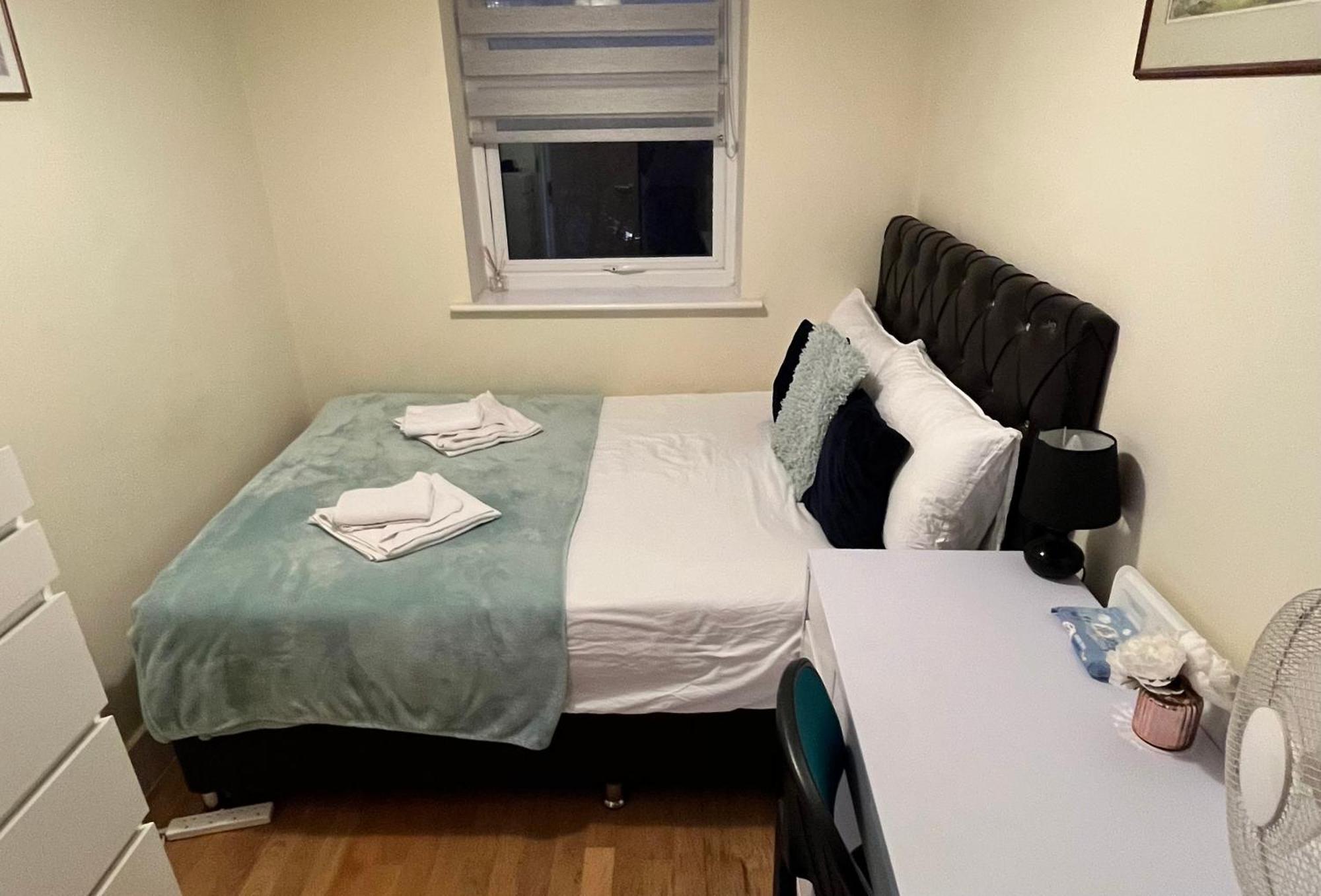 Metropolitan Coziness Private Bedrooms In Euston Station 161 Лондон Экстерьер фото