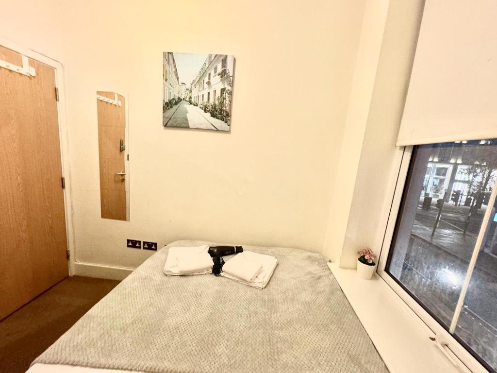 Metropolitan Coziness Private Bedrooms In Euston Station 161 Лондон Экстерьер фото